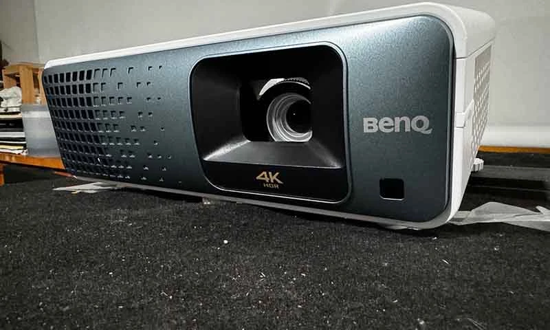 بررسی پروژکتور گیمینگ لیزری BenQ TK710 4K