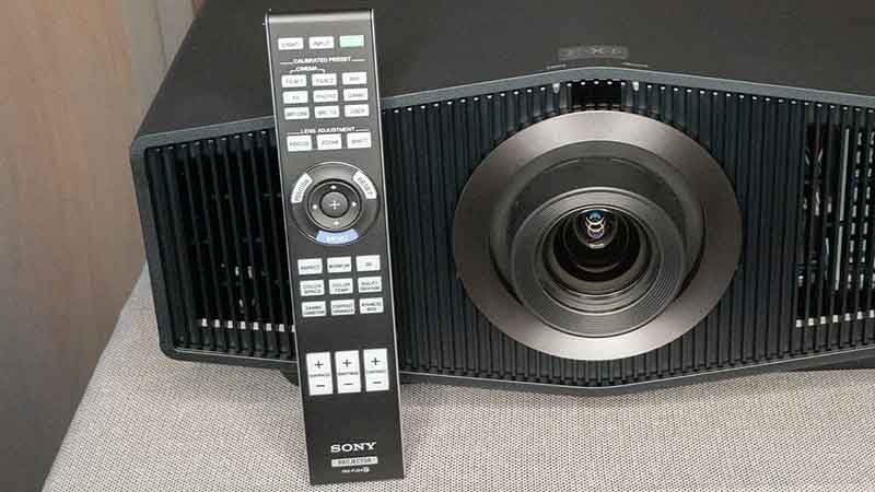  BRAVIA Projector 8